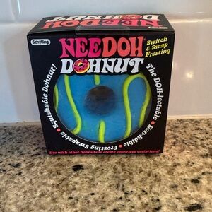 Needoh! Donut Switch & Swap Frosting Toy - Blue